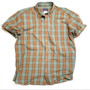Patagonia Short Sleeve Tartan Button Down Shirt L